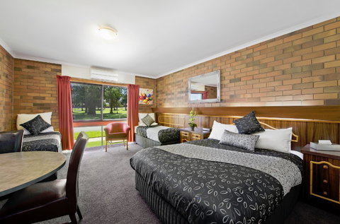 Comfort Inn May Park - Hobart Tourism 7