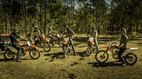 Australian Working Adventures / Visitoz - Tourism TAS 1