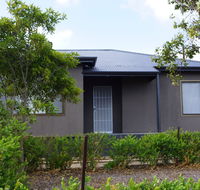 Lincoln Breeze Accommodation