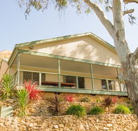 River Shack Rentals - Greenbanks Dr - Hobart Tourism