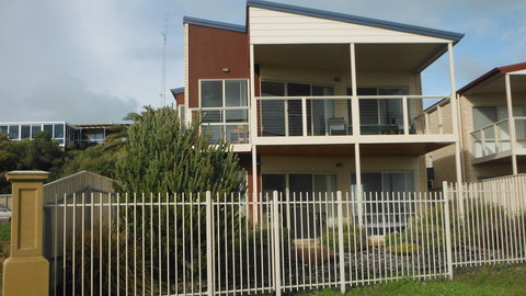 Tigh Na Mara - Tourism TAS 0