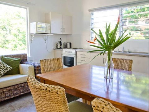 Cairns Beaches Affordable Holiday Accommodation - Tourism TAS 1