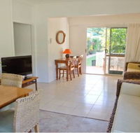 Villa Marine Cairns Beach Self Contained Holiday Apartments