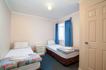 Nepean Shores Penrith - Tourism TAS 6