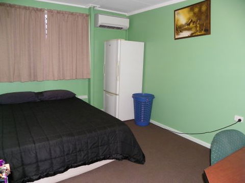Micks Accommodation Club - Hobart Tourism 0
