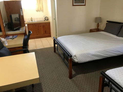 Cooks Endeavour Motor Inn–Tweed Heads - Hobart Tourism 0