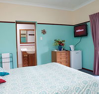 Flaxton Country Lodge Motel QLD P/L