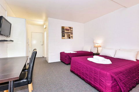 Aaron Motel Gladstone - Tourism TAS 1