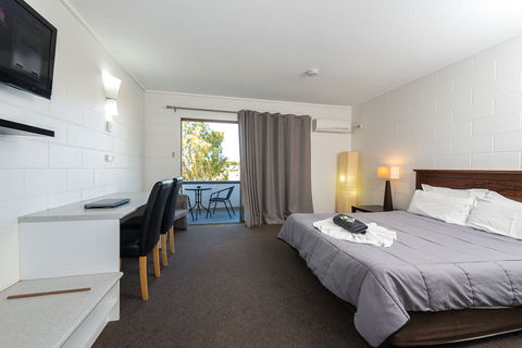 Aaron Motel Gladstone - Tourism TAS 3