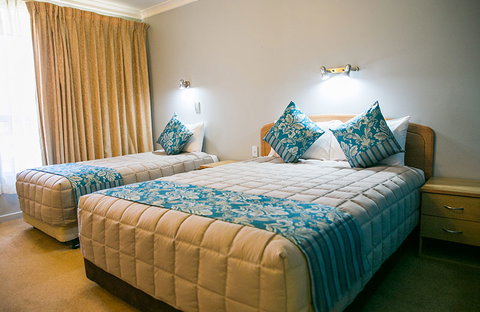 Gosford Palm Motor Inn  - Tourism TAS 1