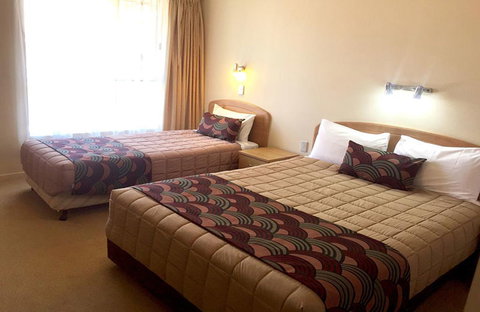 Gosford Palm Motor Inn  - Tourism TAS 5