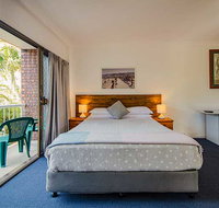 Red Star Hotel Palm Beach - Tourism TAS
