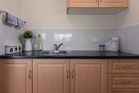 Jacaranda Cottages - Tourism TAS 1