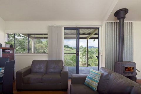 Jacaranda Cottages - Tourism TAS 3