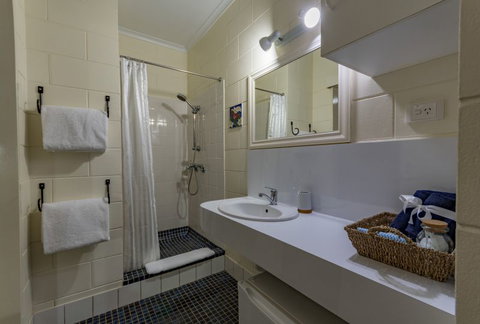 Kookaburra Lodge Motel - Tourism TAS 6