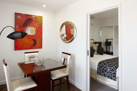 Docklands Apartments Grand Mercure - Hobart Tourism 3