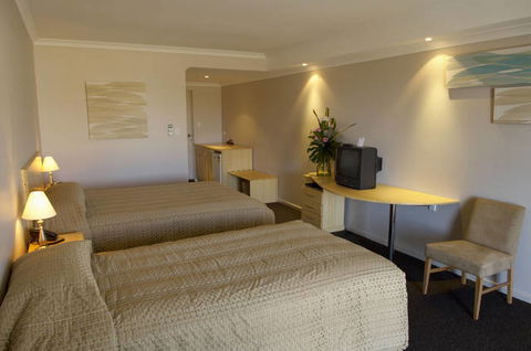 Dog Rock Motel - Hobart Tourism 4
