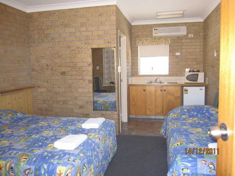 Dragon Phoenix Resort & Restaurant - Tourism TAS 2