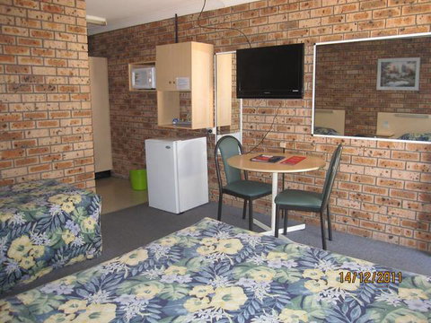 Dragon Phoenix Resort & Restaurant - Tourism TAS 7