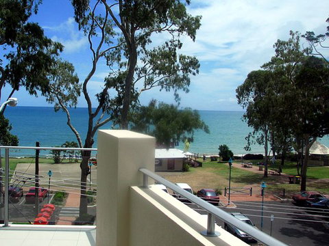 Eden By The Bay - Tourism TAS 1