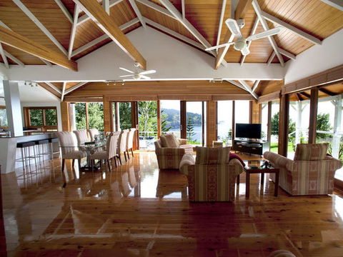 Forrester Court Cliff Top Cottages - Tourism TAS 2