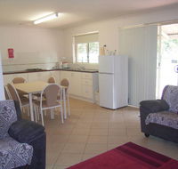 Golden Chain Margaret River Country Cottages
