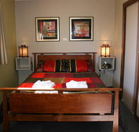 Golden Embers Apartments and B  B - Tourism TAS