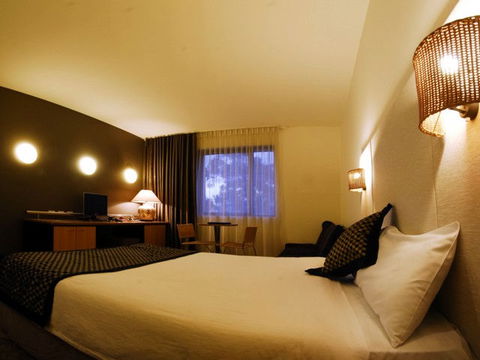 Golden Pebble Hotel - Tourism TAS 4