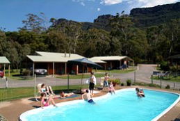 Halls Gap Log Cabins - Tourism TAS 0