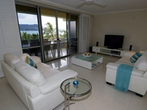 Hamilton Island Private Apartment - Poinciana - Hobart Tourism 1