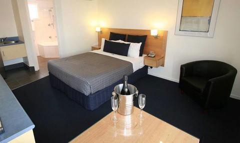 Hamilton Town House Motel On Shakespeare - Hobart Tourism 2