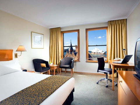 Holiday Inn Old Sydney - Tourism TAS 1