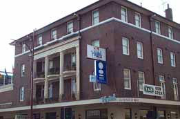 Hotel Gosford - Tourism TAS 0