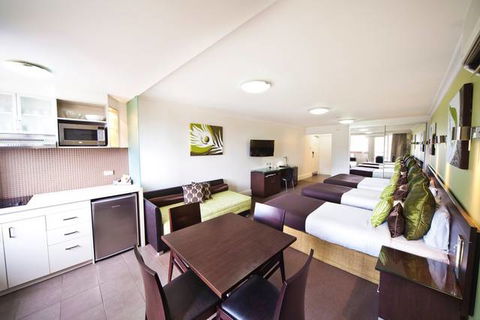 Hyde Park Inn - Tourism TAS 2