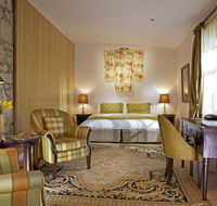 Islington Hotel