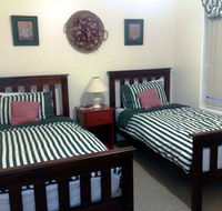 Jenoma Cottage - Hobart Tourism