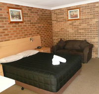 Jumbuck Motor Inn - Tourism TAS