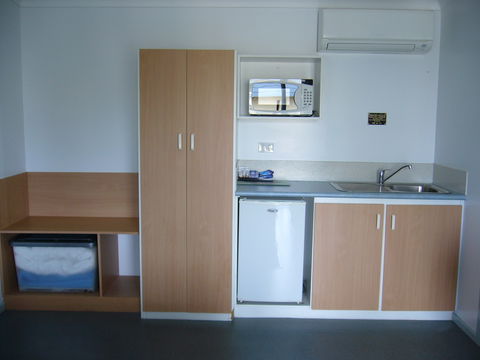 Kings Motor Inn & Steakhouse - Hobart Tourism 5