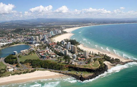 Kirra Beach Apartments - Hobart Tourism 9