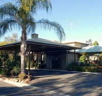 Lake Forbes Motel - Hobart Tourism