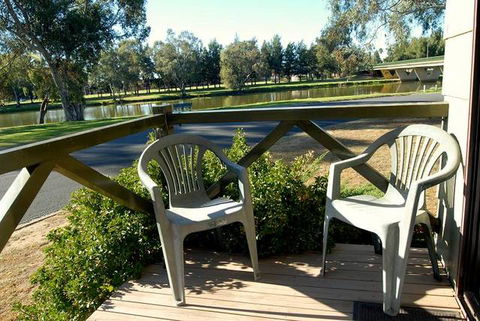 Lake Forbes Motel - Hobart Tourism 1