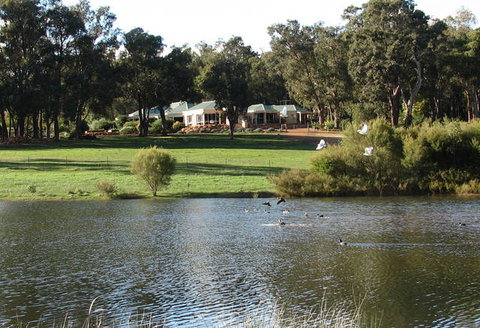 Lakeview Lodge - Tourism TAS 1