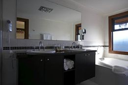 Lazy River Boutique Bed And Breakfast - Tourism TAS 4