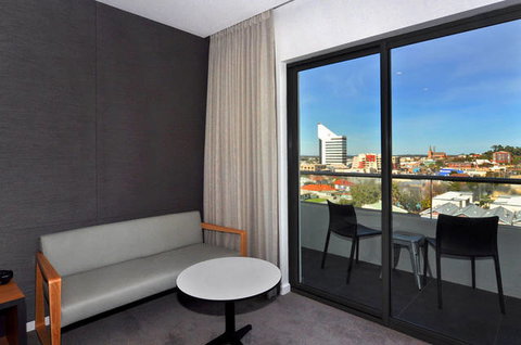 Lighthouse Beach Resort - Tourism TAS 3