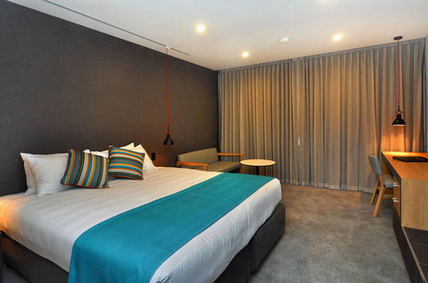 Lighthouse Beach Resort - Tourism TAS 4