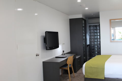 Lighthouse Beach Resort - Tourism TAS 6