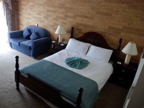 Lincoln Cottage Motor Inn - Hobart Tourism 3