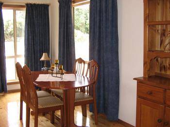 Macburn Self Contained Cottages, Dog Friendly - Tourism TAS 1