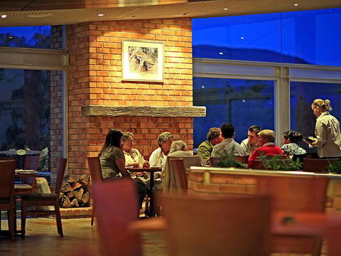 Macedon Ranges Hotel & Spa - Tourism TAS 1