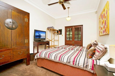 Mandalay Luxury Stay - Hobart Tourism 3